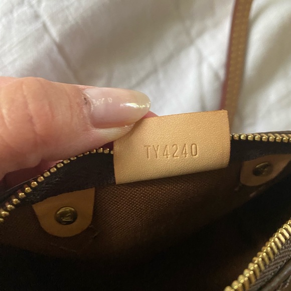 Louis Vuitton Nano Speedy bag - Picture 9 of 9